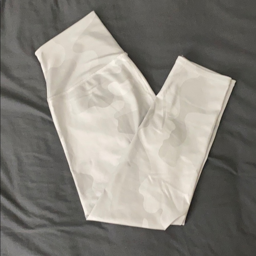 white camo leggings